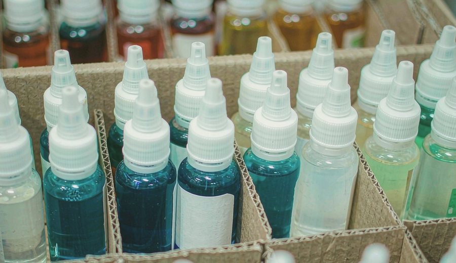 Algeria Convenience Store Long Shelf Vape shipment preparation