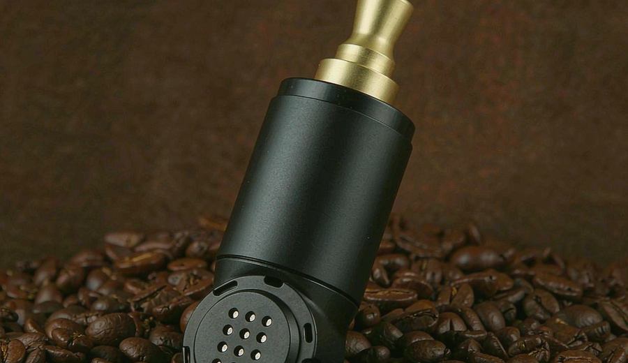 Algeria Convenience Store Long Shelf Vape packaging detail