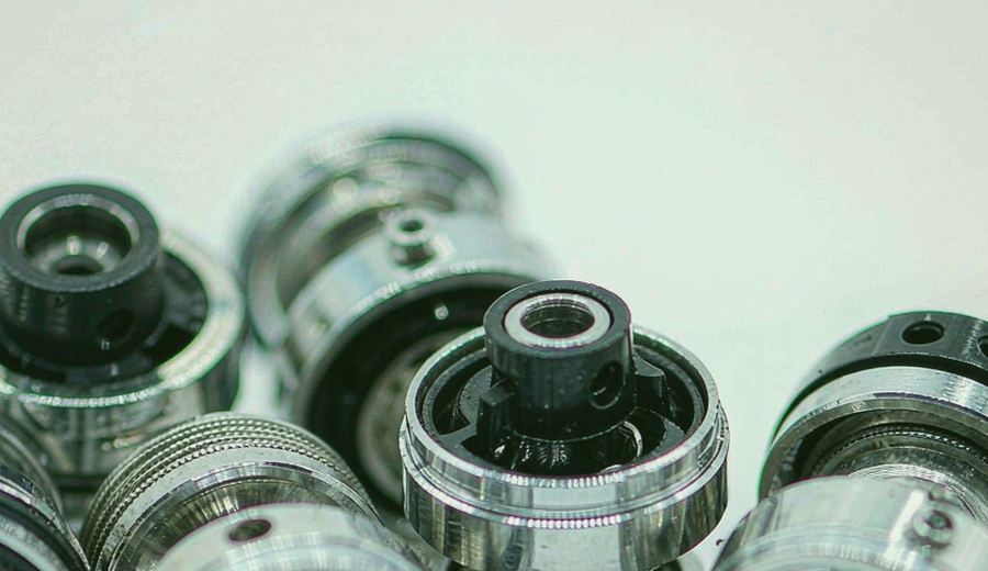 Algeria Convenience Store Long Shelf Vape packaging detail