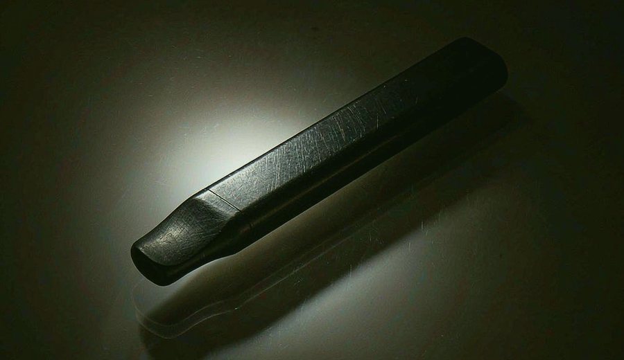 Algeria Convenience Store Long Shelf Vape packaging detail