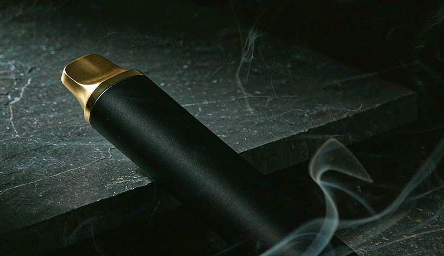 Algeria Convenience Store Long Shelf Vape packaging detail