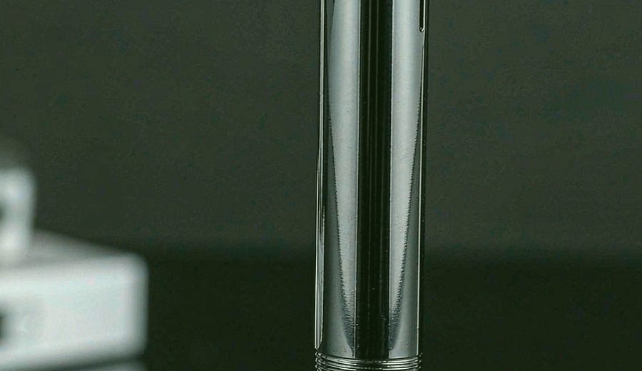 Algeria Convenience Store Long Shelf Vape packaging detail